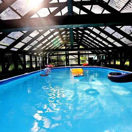 Dom W Sidzinie Z Basenem 12 Osobowy Vakantiehuis *